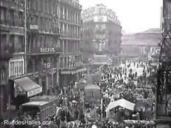 17,19,21,23 rue des Halles vers 1945