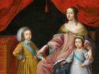 Anne d'Autriche avec les enfants le roi Louis XIV et le Prince Philippe de France ... qui jouaient dans la cour de la Cremerie Anne d'Autriche avec ses enfants